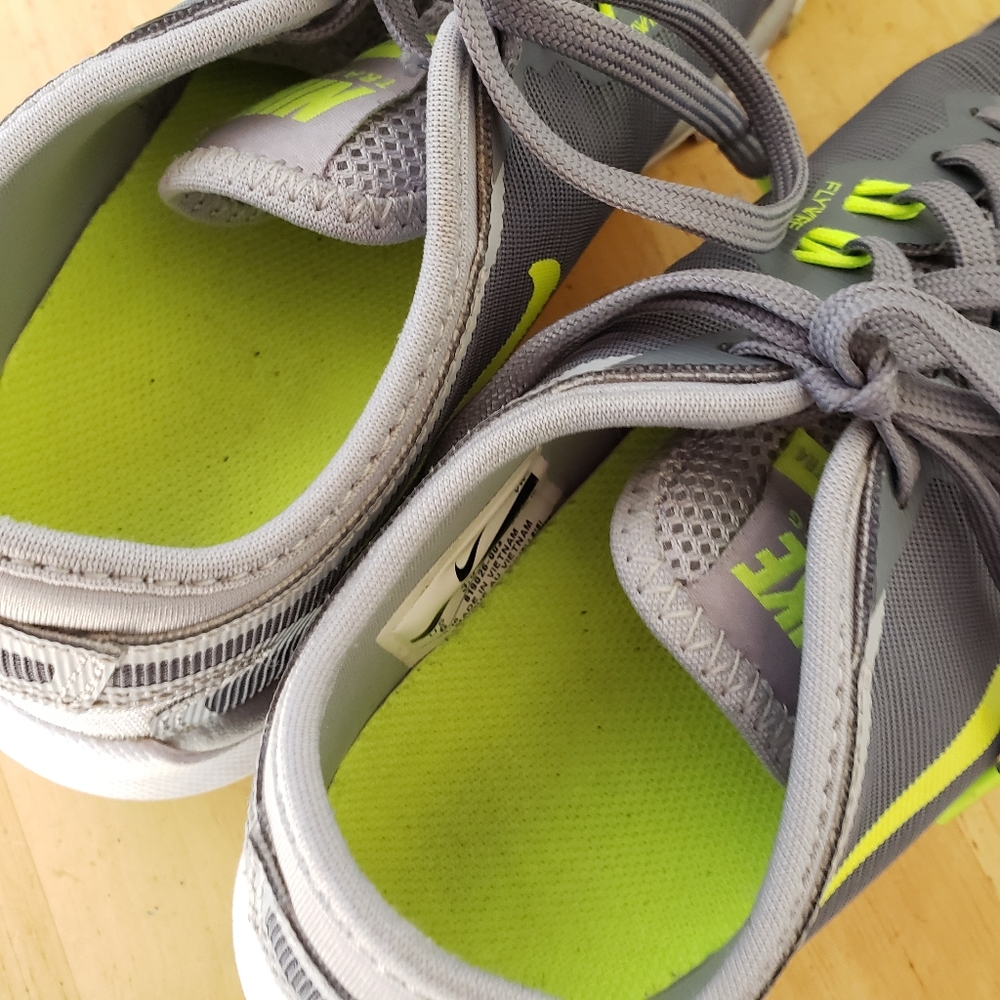 Nike Flex Supreme TR 4 HP Women's Training Sneaker - Picture 5 of 8